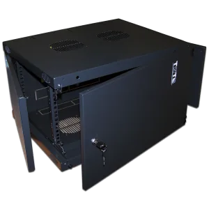 Шкаф настенный LANMASTER 19" серии Next с металлической дверью
